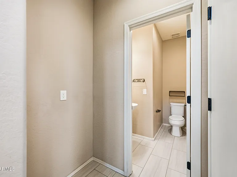 9559 W Fallen Leaf Ln — Photo 15
