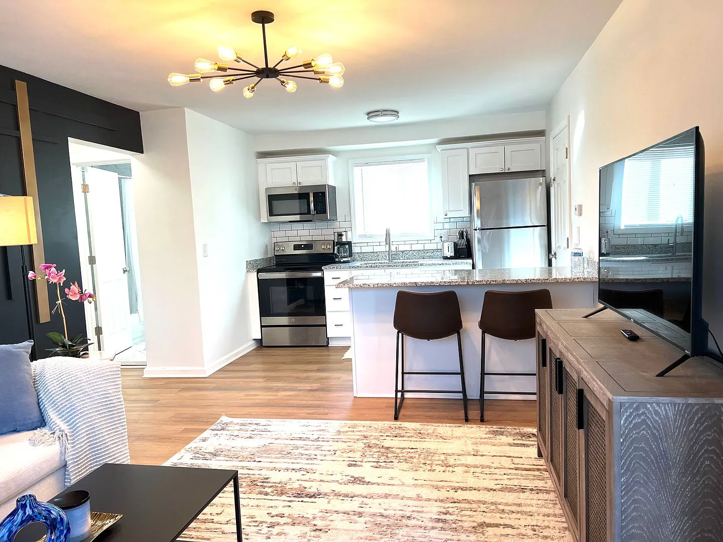 Harvard Lofts (Harvard 13 LLC) — Photo 4