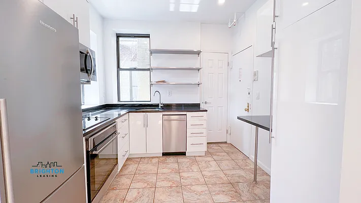 Rented by Brighton Management | media 3