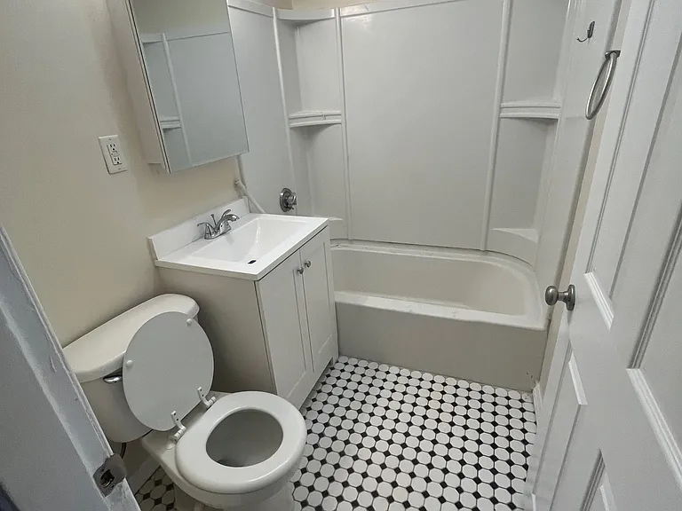 2 Norwood St #2 — Photo 8