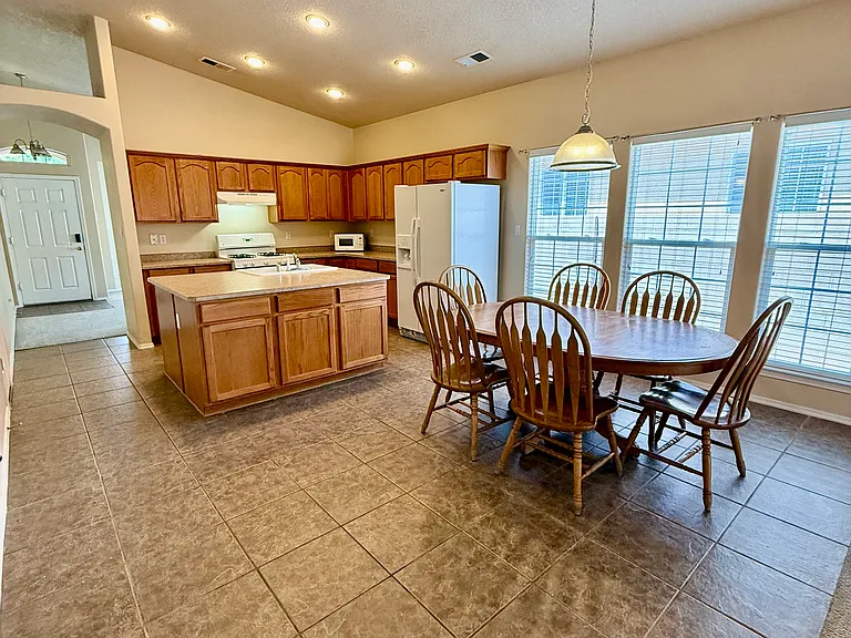 5511 Payson Ct NW — Photo 4