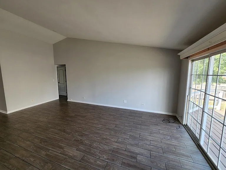 3235 Blaine Ct E — Photo 10