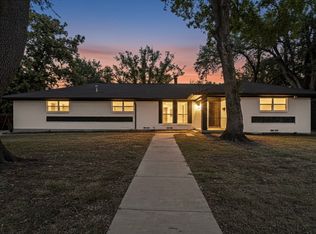 1828 Riverway Dr, Dallas, TX