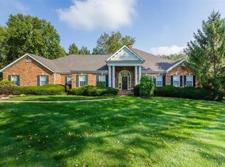 100 Ballas Ct, Saint Louis, MO