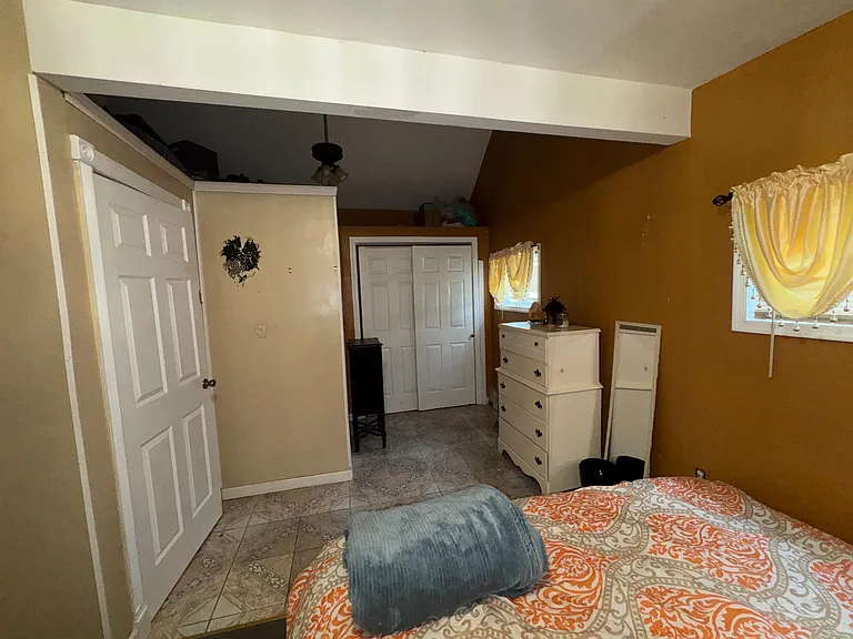 702 Wren Ct — Photo 4