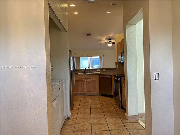 4th image of 1698 Orion Ln #1698