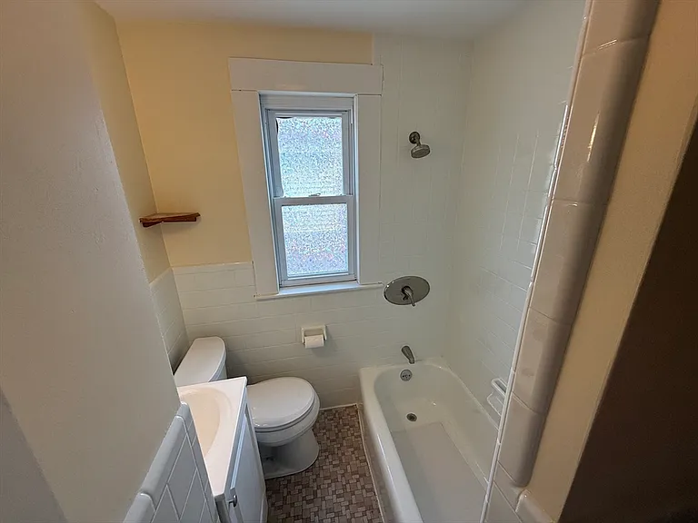 19 Chauncey St #3 — Photo 13