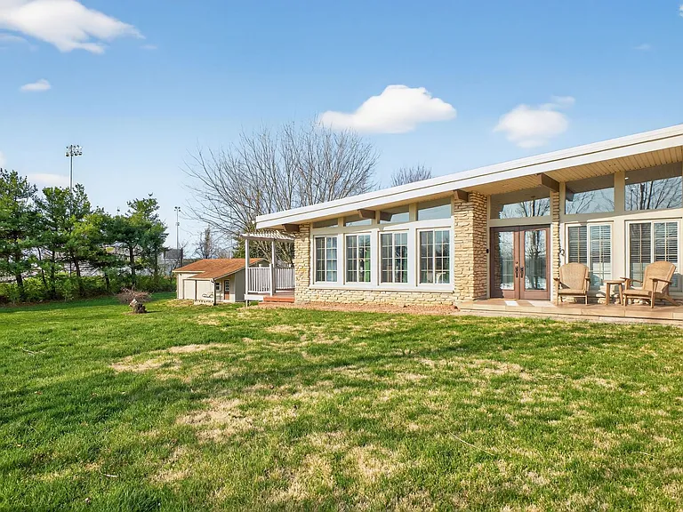 505 S County Road 200 W — Photo 41