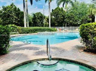 556 NW 39th Cir #556, Boca Raton, FL 33431