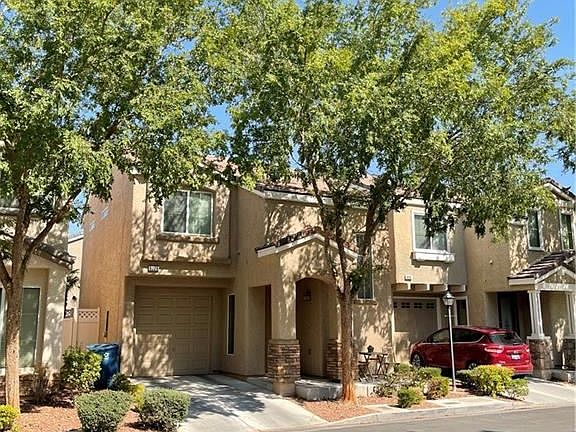 4th image of 8278 Golden Flowers St