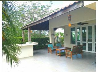 49 Calle Real Palm Dr, Vega Alta, PR 00692