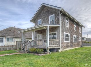 17 S 3rd St, Pacific Beach, WA 98571