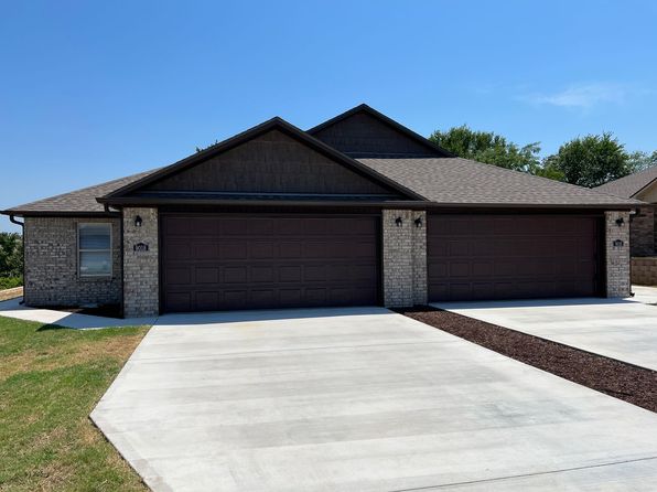 9016-9018 Sandra Way