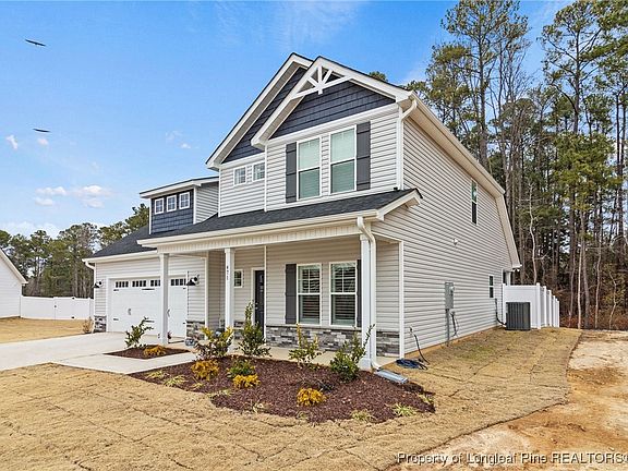 4th image of 471 Crichton Ct
