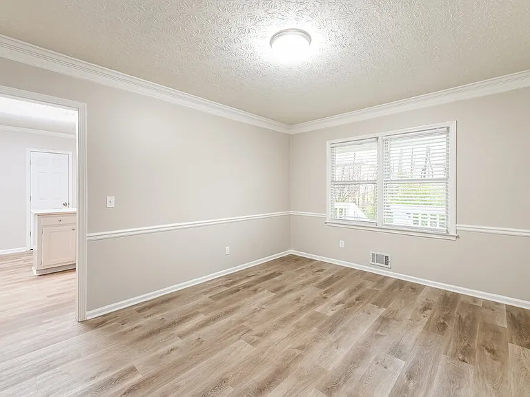 1071 Cedar Bluff Trl SW — Photo 6