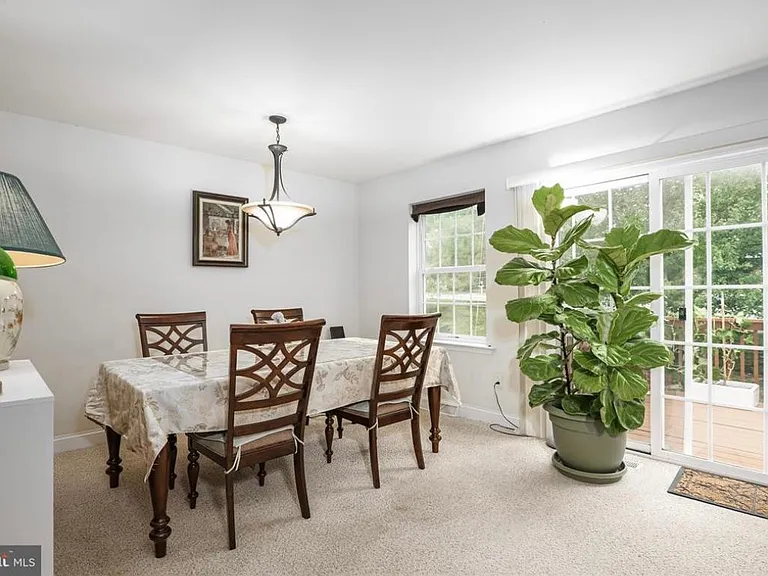 115 Gentlemens Way — Photo 3