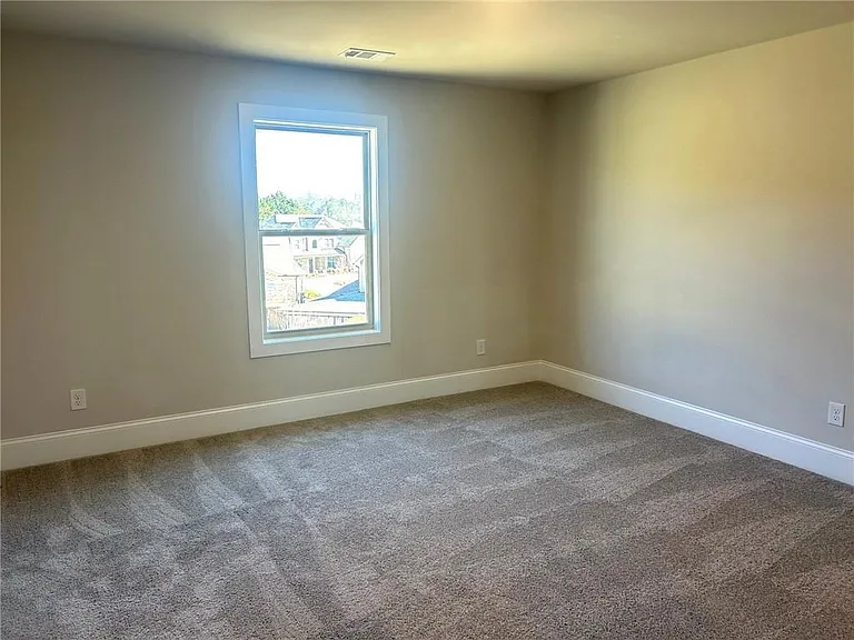 4265 Trinity Oaks Trl — Photo 17