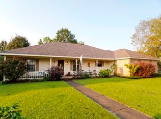 251 Jones Dr, Columbus, MS 39702