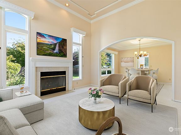 3rd image of 4021 Patrick Court SE