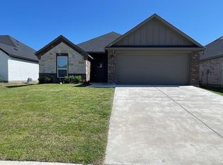 109 Lampassas Dr, Greenville, TX 75402