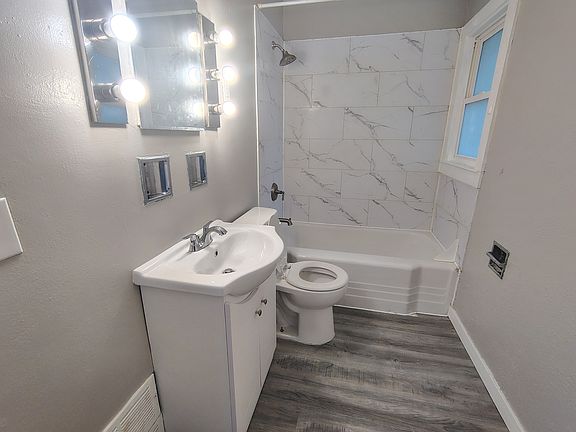 4th image of 1116 Blackhawk Blvd #4