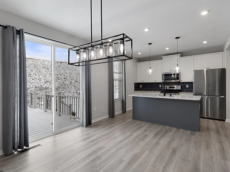 23 Dover Ct — Photo 8
