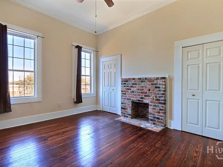 315 W Gwinnett St — Photo 17
