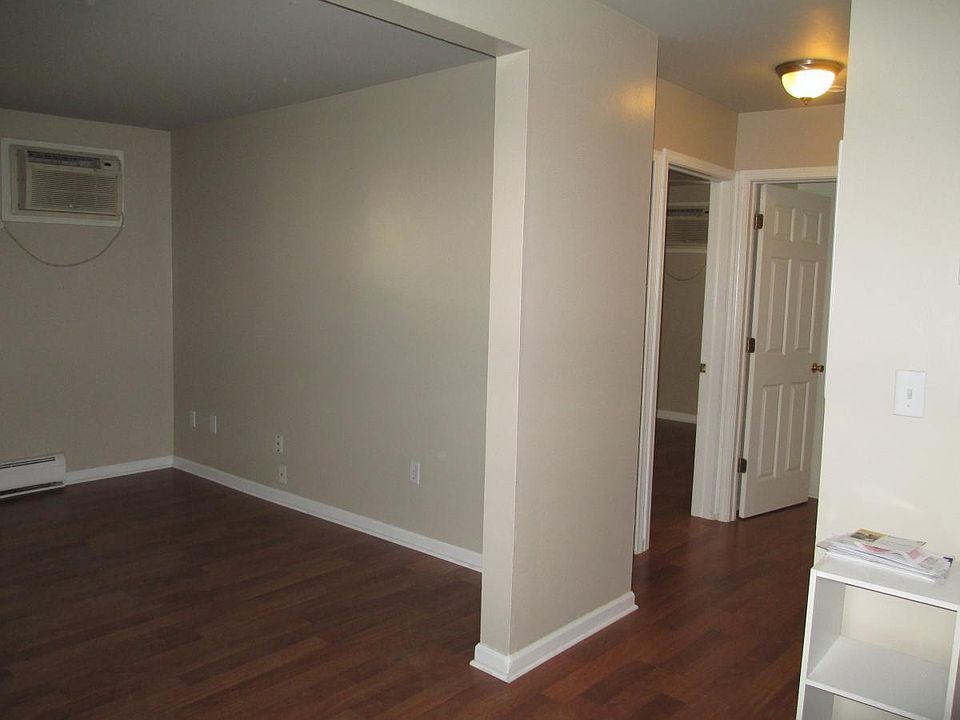 1st image of 7382 Central St