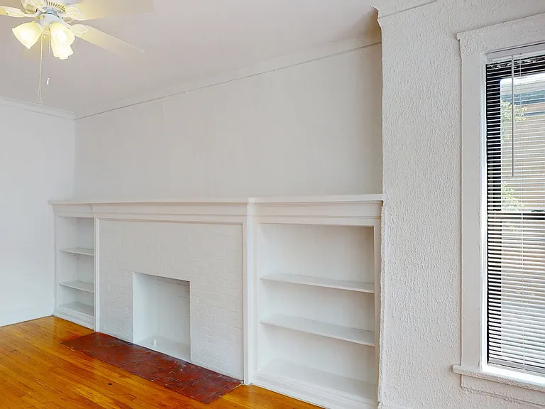Dining/Living room