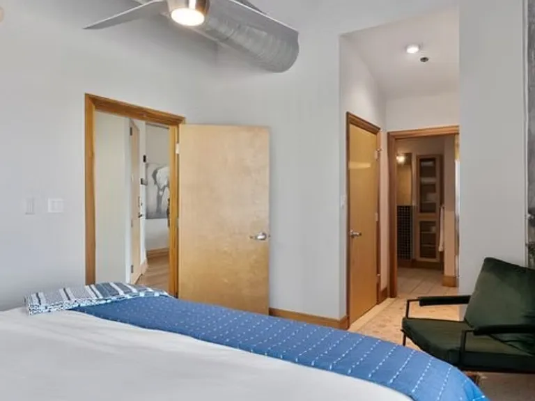 Grace Lofts — Photo 7