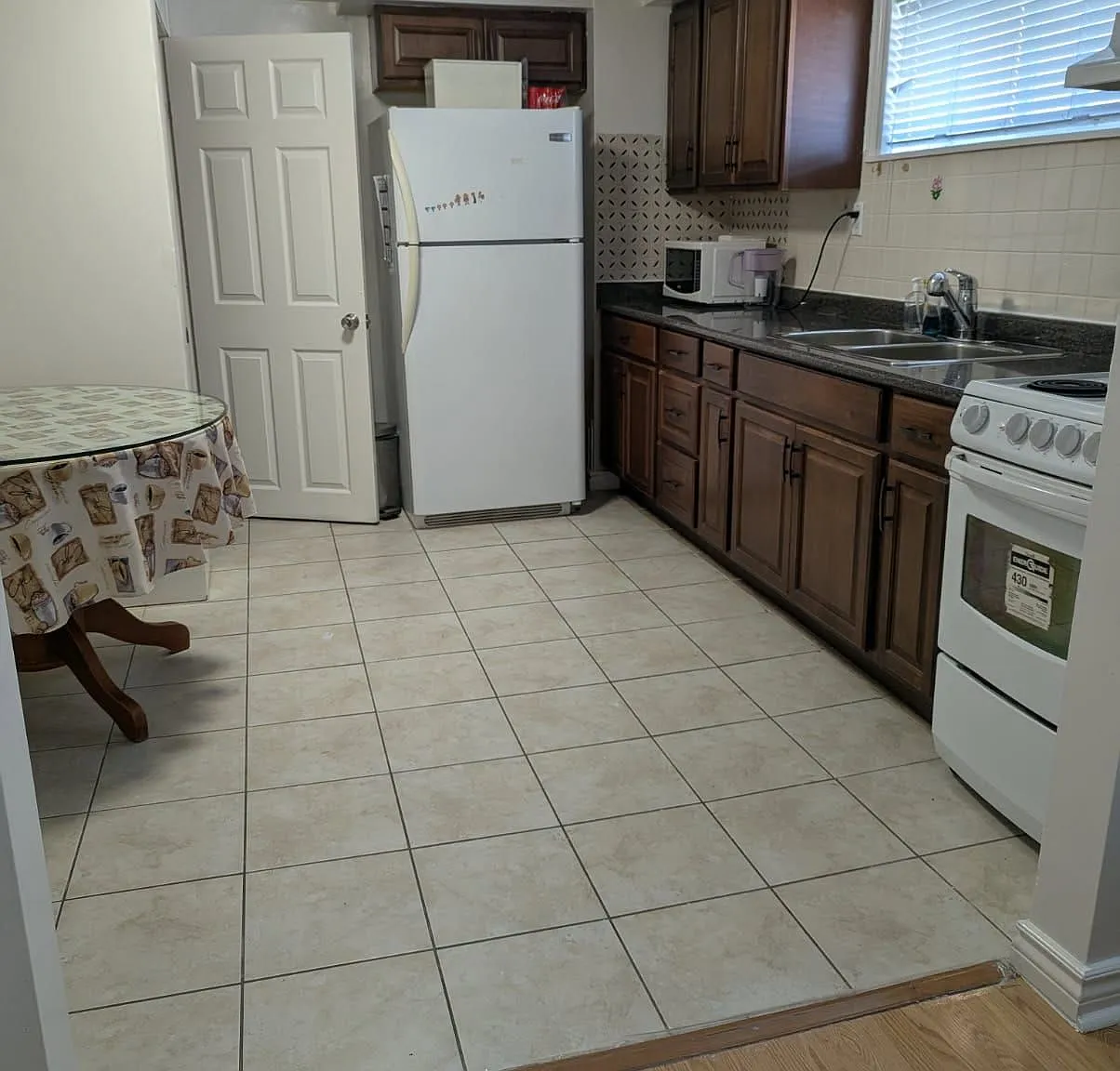 1 bed, $1,600 — Photo 2