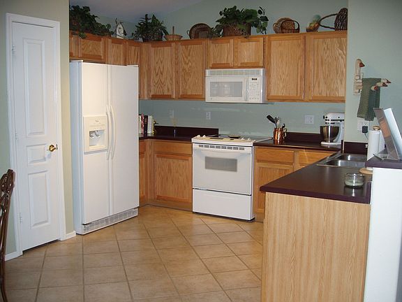 Spacious kitchen with pantry