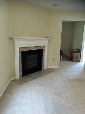 4th image of 8157 Carina Dr
