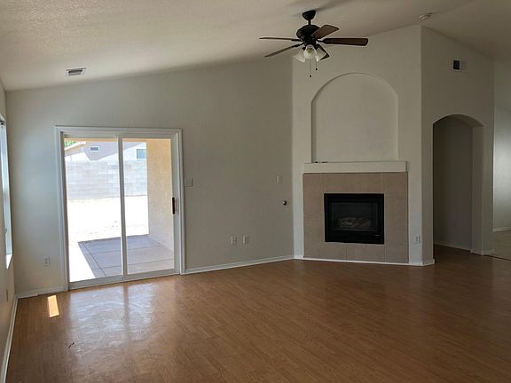 3rd image of 3226 Hunters Meadows Cir NE