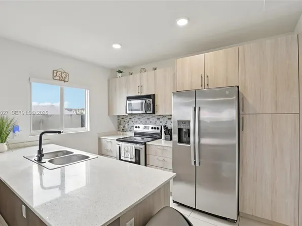 1191 NW 1st St, Florida City, FL 33034