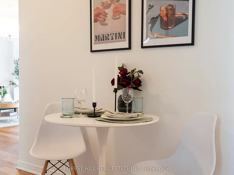 115 Richmond St E #701 — Photo 8
