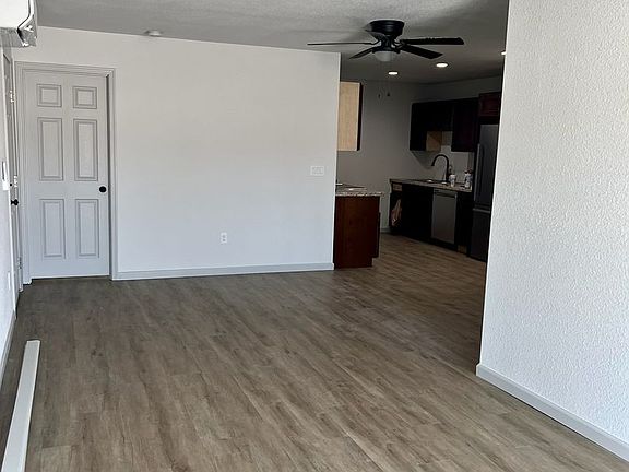 4th image of 192 Palm Ave #1
