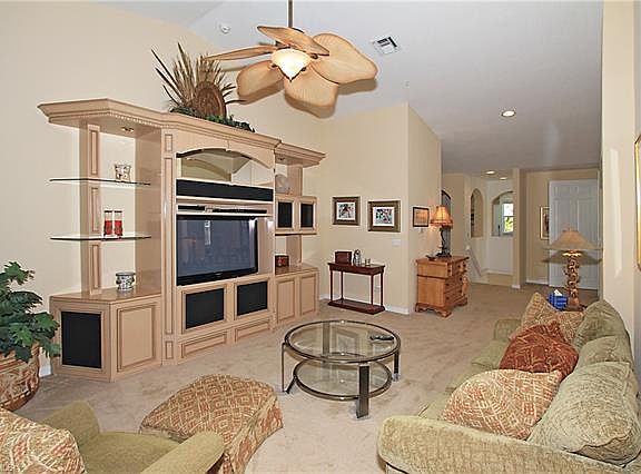 5th image of 1305 Mariposa Cir #1201
