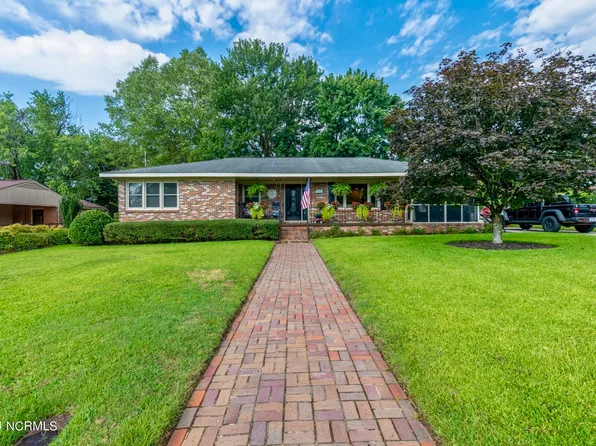 502 Poplar Street, Hamlet, NC 28345