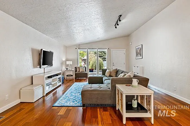 2901 W Teton St — Photo 11