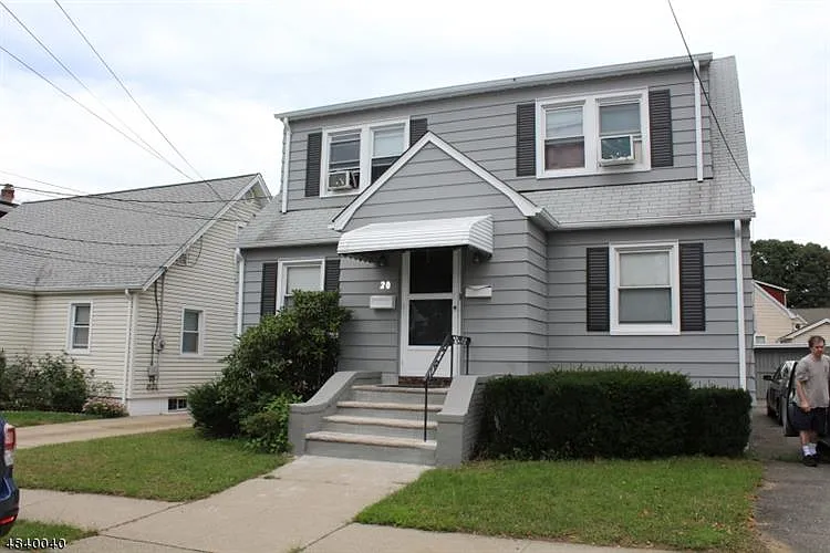 20 Emma Pl photo 1