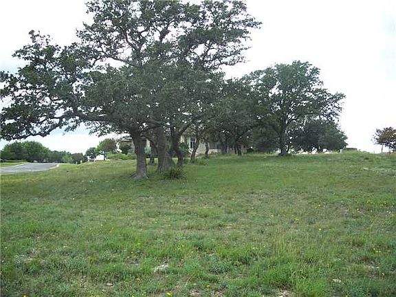 4th image of 101 Crescent Ct