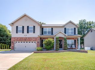 528 Felicity Dr, Fairview Heights, IL 62208