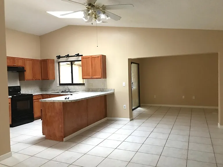 8422 Margarita Dr — Photo 10