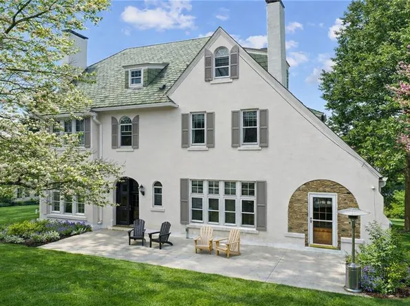 217 N Fairfield St, Ligonier, PA 15658