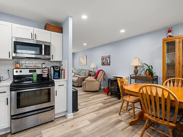 330 Benfield Rd — Photo 14