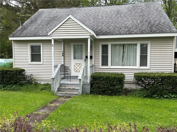 102 Marjorie St, Syracuse, NY 13205