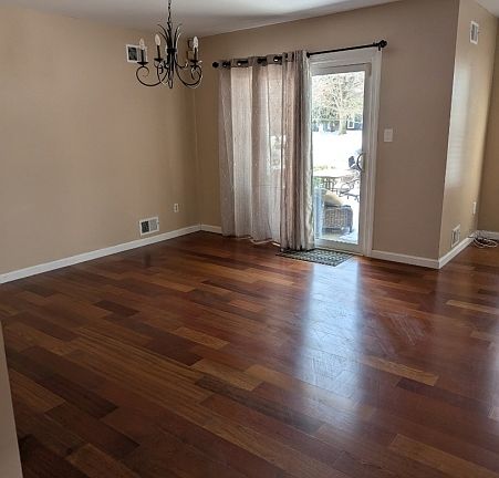 3rd image of 187 Crestview Rd