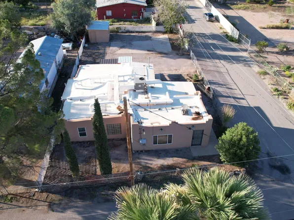 204 W Chopes St, La Mesa, NM 88044