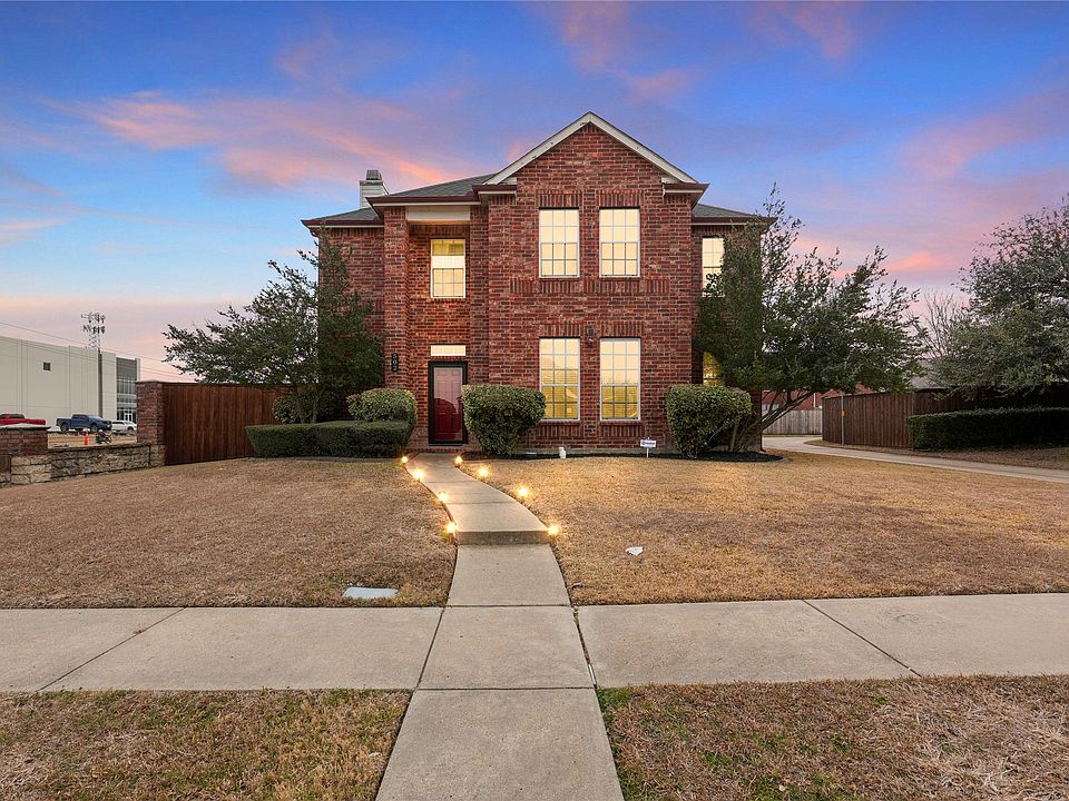 1st image of 502 Elderwood Loop